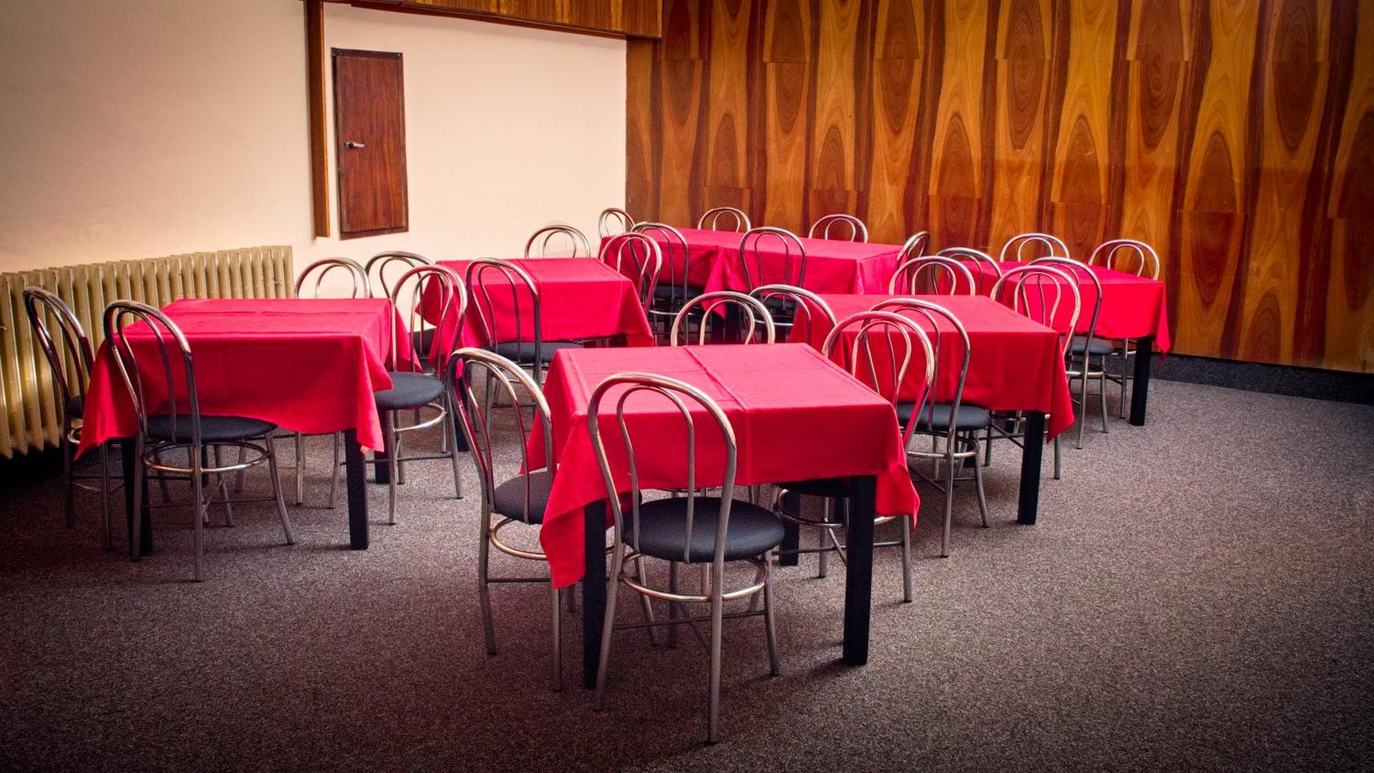 Hotel Zimni Stadion Nachod Ngoại thất bức ảnh