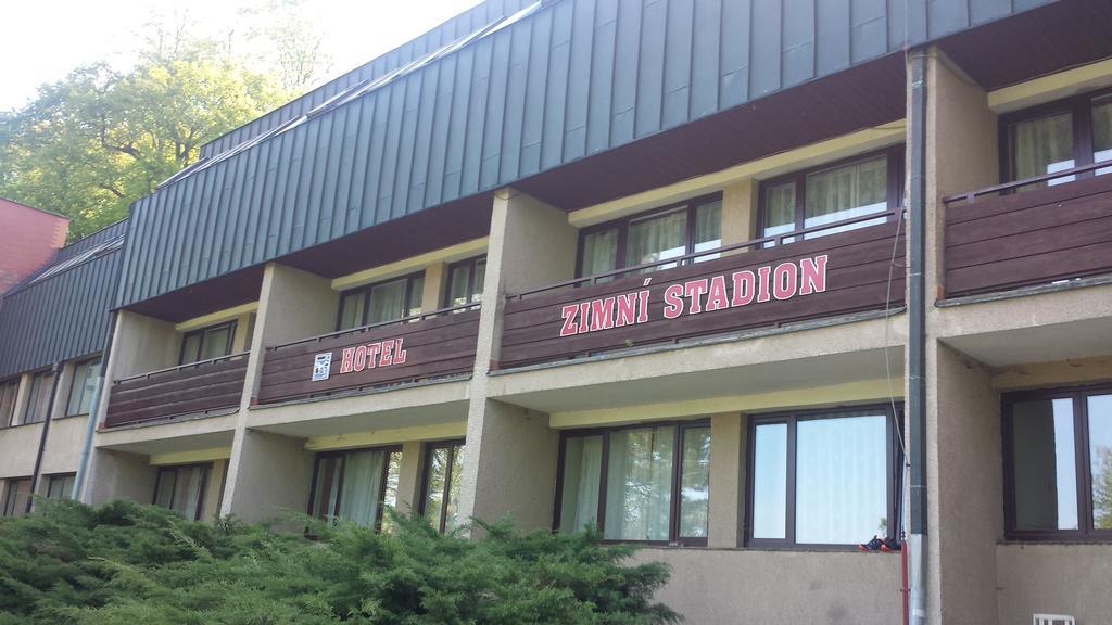 Hotel Zimni Stadion Nachod Ngoại thất bức ảnh